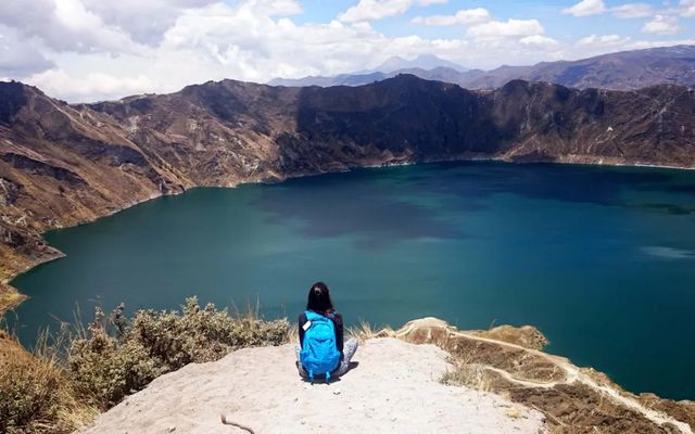 PUJILI + QUILOTOA trek