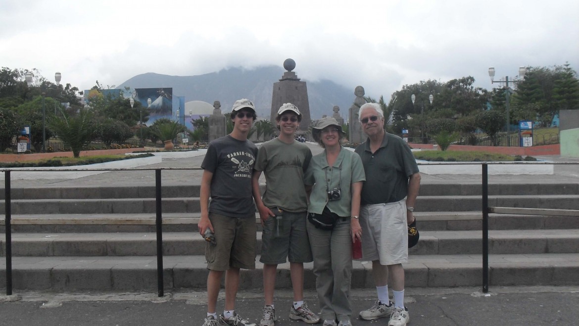 QUITO CITY TOUR + EQUATORIAL LINE